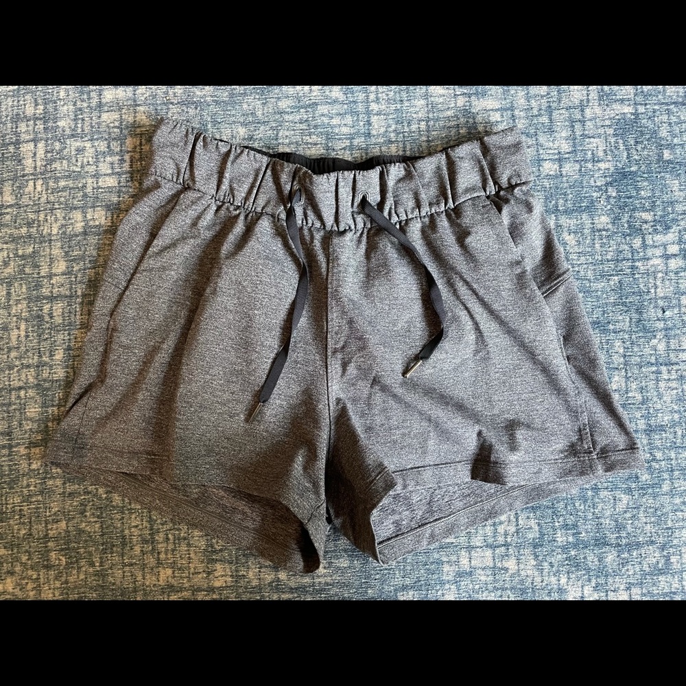 Lululemon On The Fly Full on Luxtreme Shorts